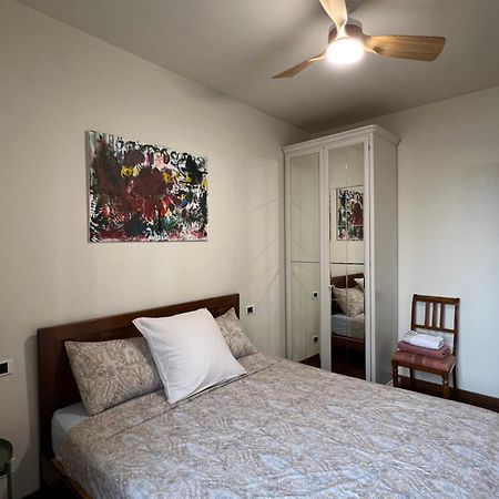City Center 2 Bedroom Apt Бергамо Екстериор снимка
